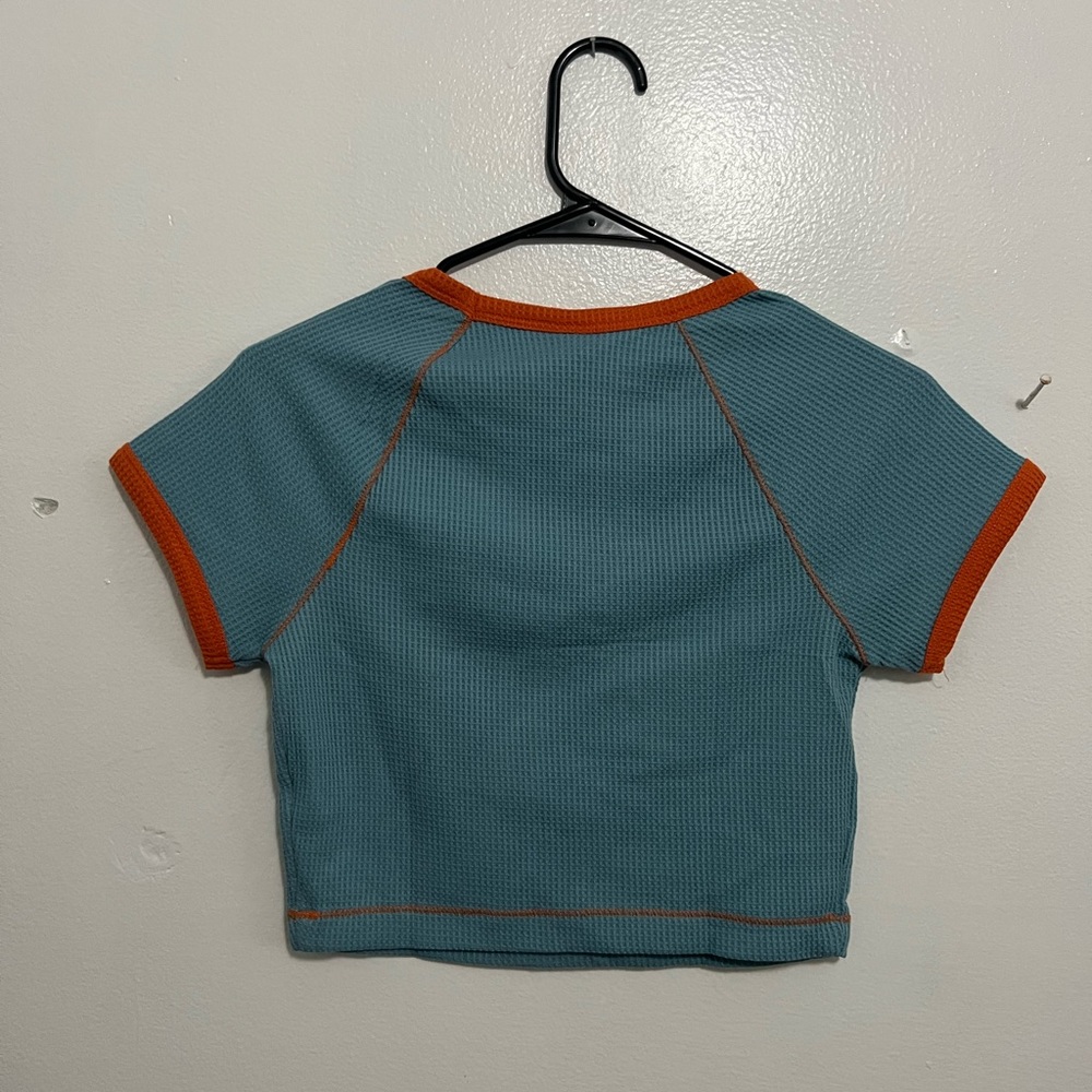 Women’s Wild Fable Ribbed Crop Top - Picture 2 of 2
